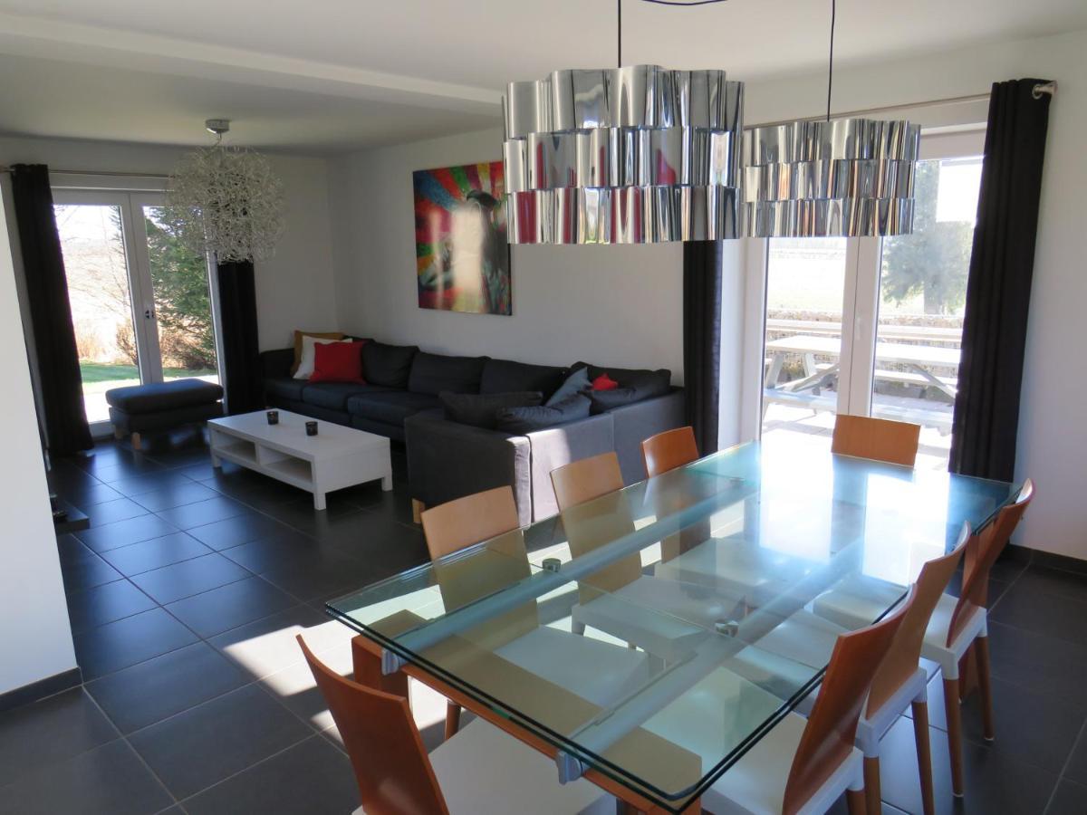 Sixine House Villa Ovifat Exterior foto